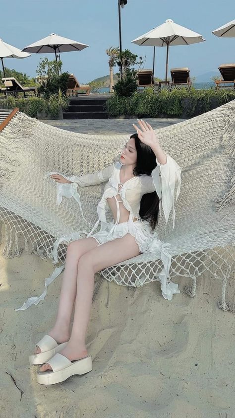 女县长雪白浑圆呻吟